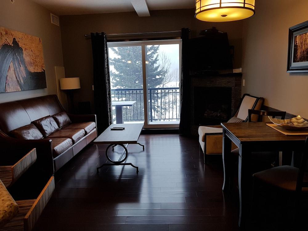 Paradise Resort Club And Spa Canmore Exterior foto