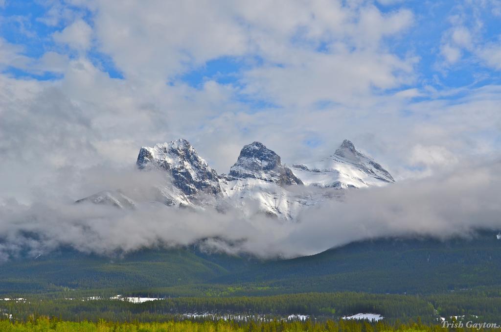 Paradise Resort Club And Spa Canmore Exterior foto