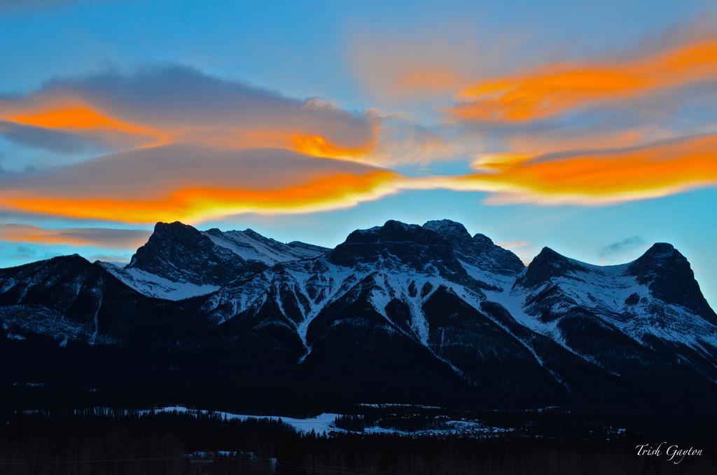 Paradise Resort Club And Spa Canmore Exterior foto